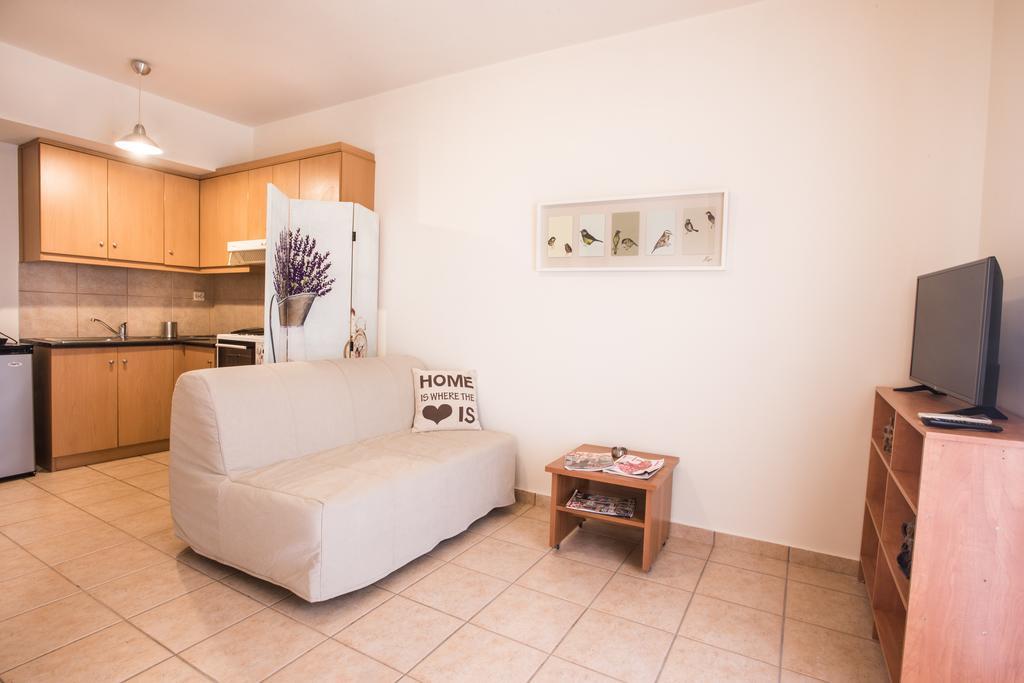 Mini Art Apartments Jeráni Haníon Kültér fotó